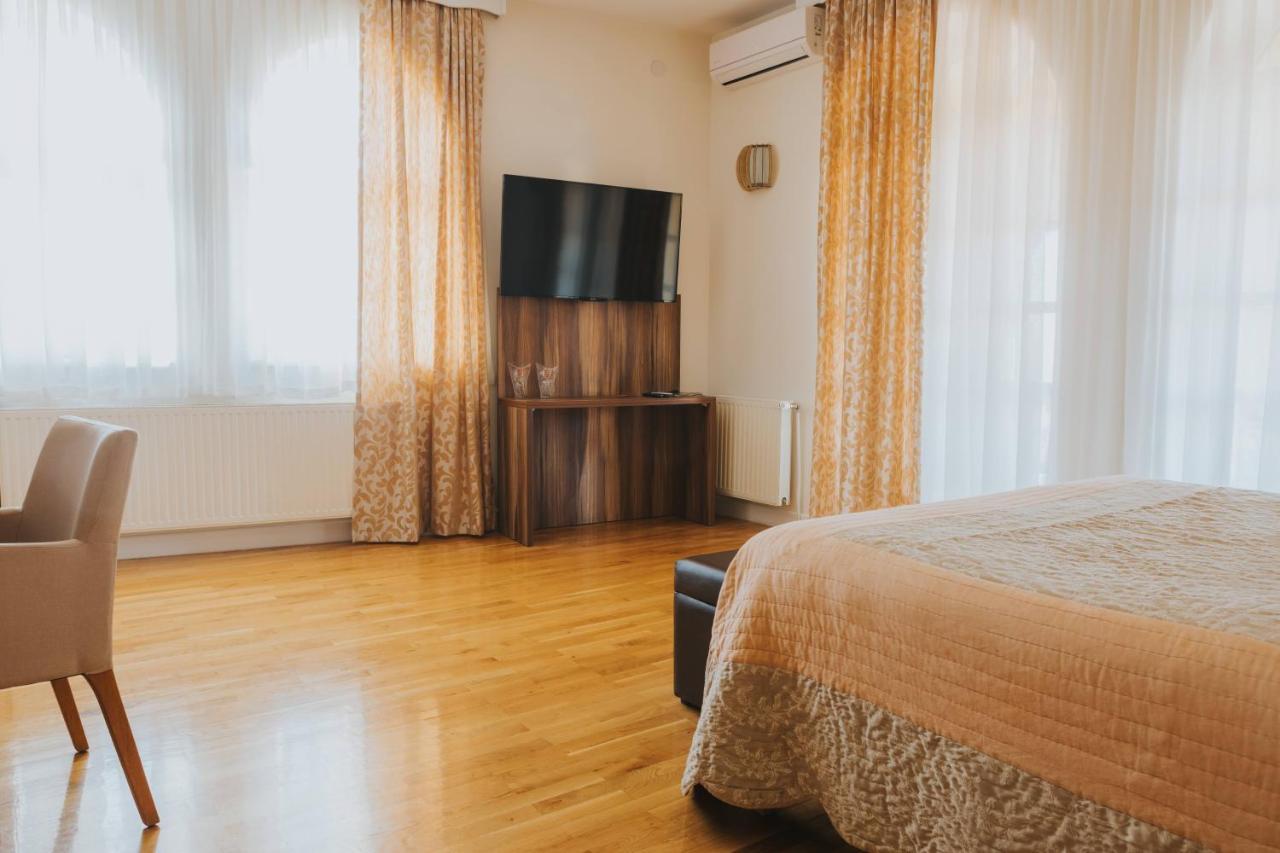 Motel Vila Bakarni บริชโก ภายนอก รูปภาพ
